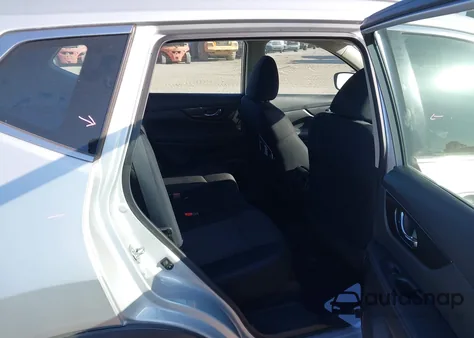 2018 Nissan Rogue S z USA, uszkodzony, nr VIN 5N1AT2MT9JC732781